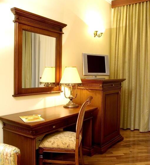 جناح جونيور, Optima Collection Dnipro