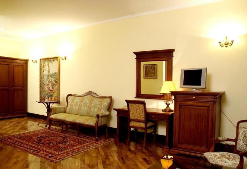 סוויטת ג'וניור, Optima Collection Dnipro