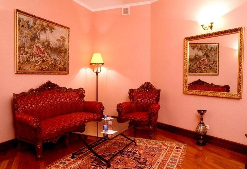 סוויטה, Optima Collection Dnipro