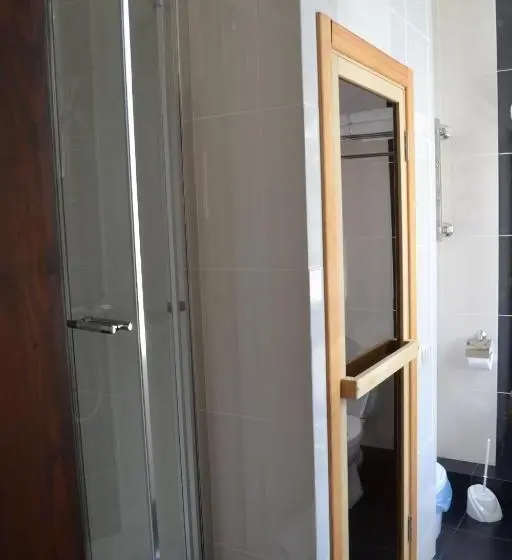 ビジネスルーム, Paloma House
