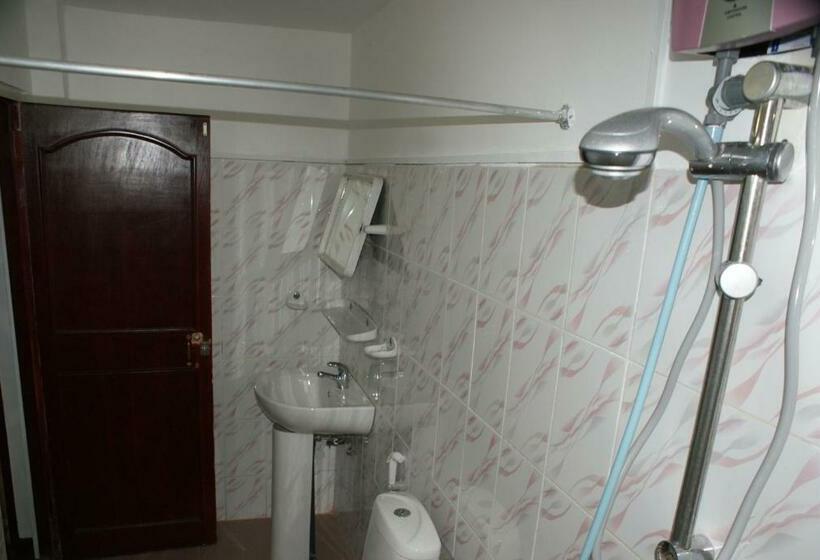 テラス付きスタンダードルーム, Panorama Accommodations Nuwara Eliya