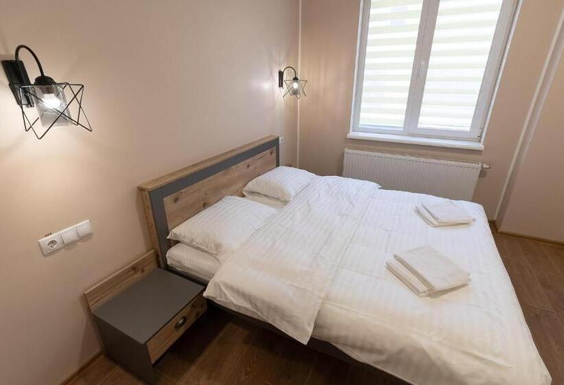 آپارتمان 2 خوابه, Pivdenniy