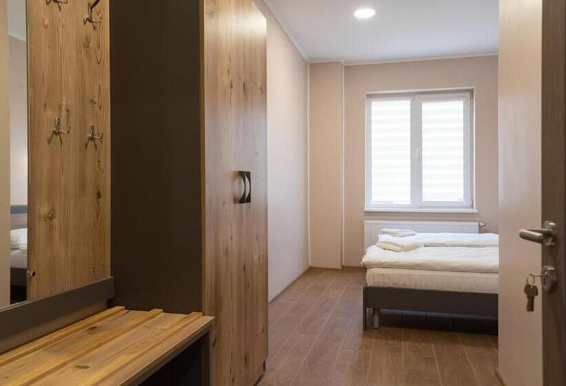 آپارتمان 2 خوابه, Pivdenniy