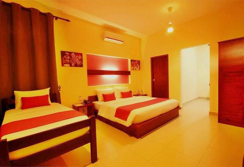 اتاق لوکس سه تخته, Sea Breeze Deluxe Inn