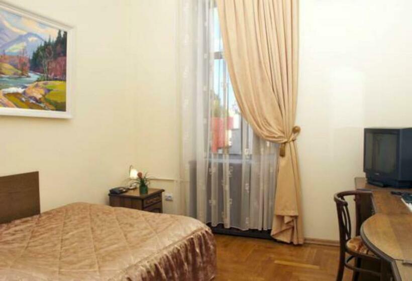 חדר סטנדרט יחיד, Star