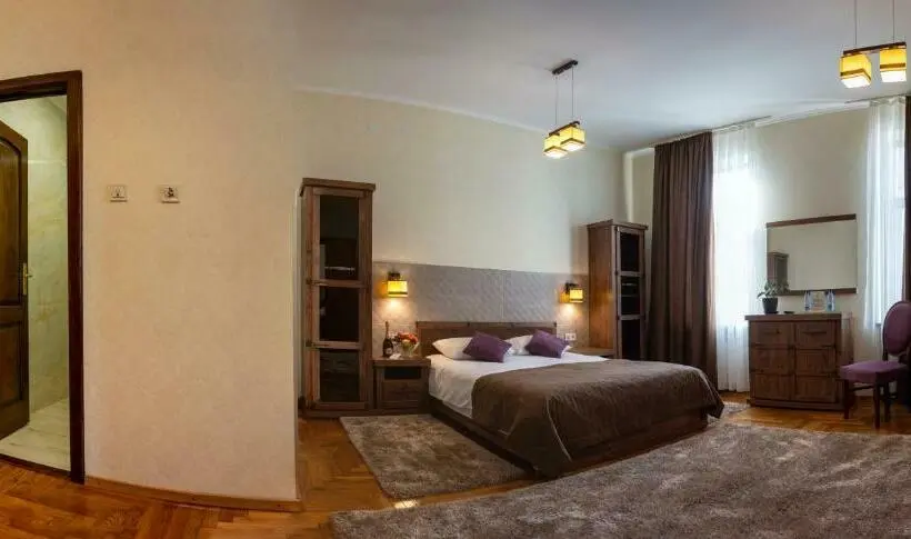 Suite Junior, Star