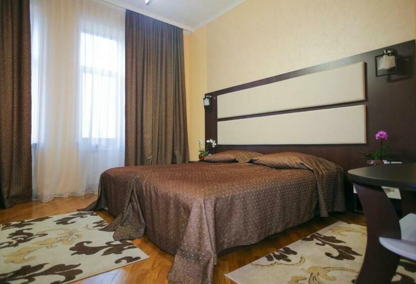 חדר סטנדרט, Star