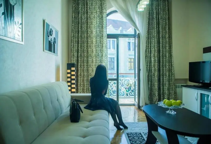 Suite Premium, Star