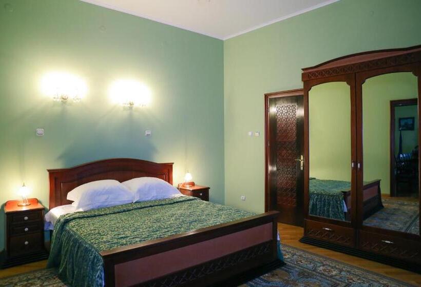 סוויטה נשיאותית, Star