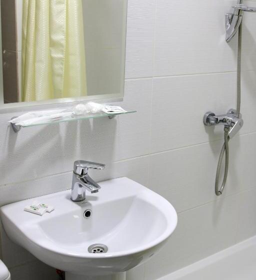 高级大房间, Tourist