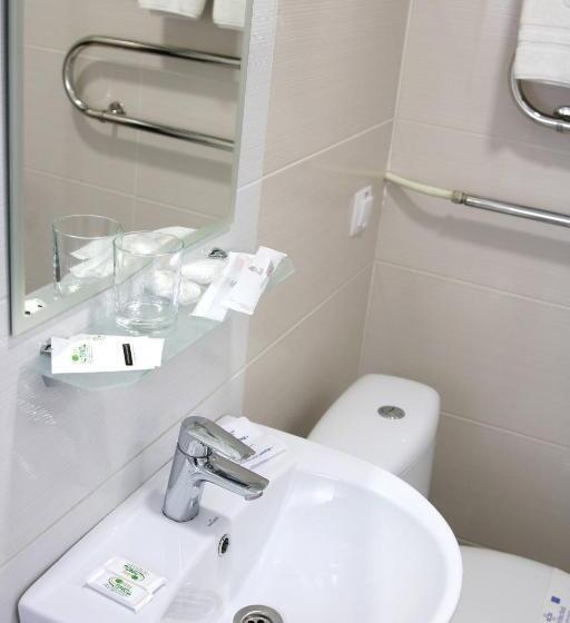 带阳台套房, Tourist