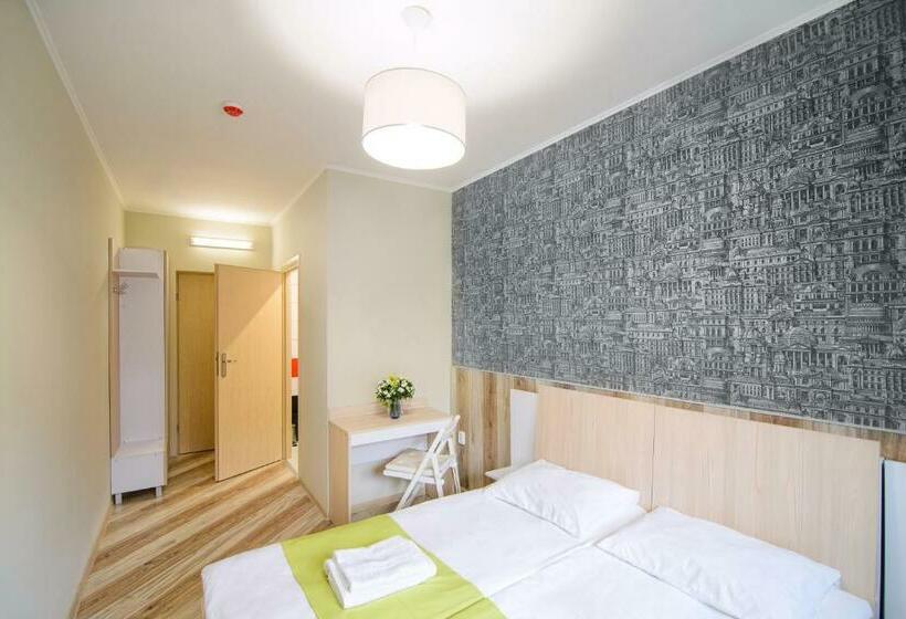 اتاق استاندارد, Urban