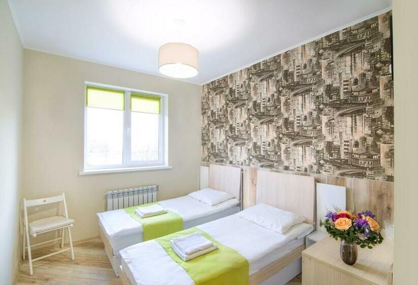 اتاق استاندارد, Urban