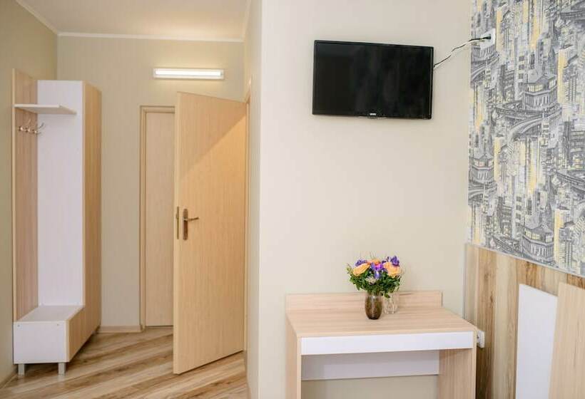 اتاق استاندارد, Urban