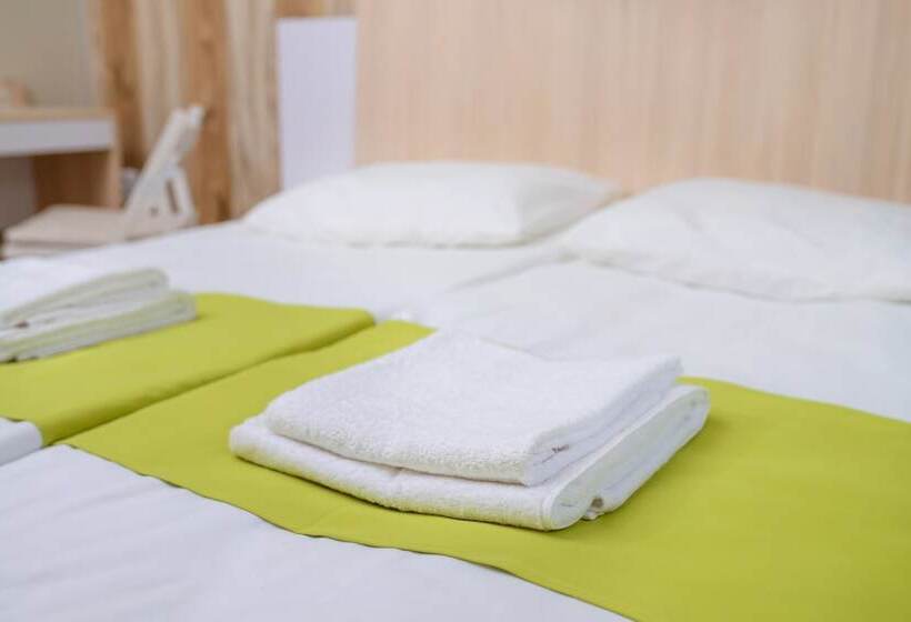 اتاق استاندارد, Urban