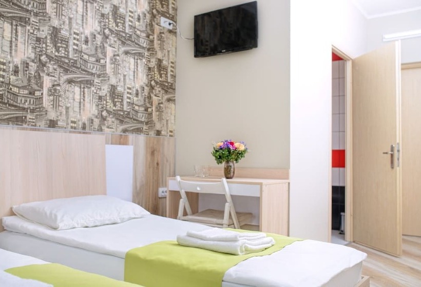 اتاق استاندارد, Urban