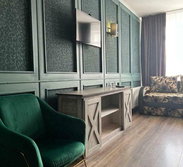 سوئیت جونیور با چشمانداز کوهستان, Villa Blanc