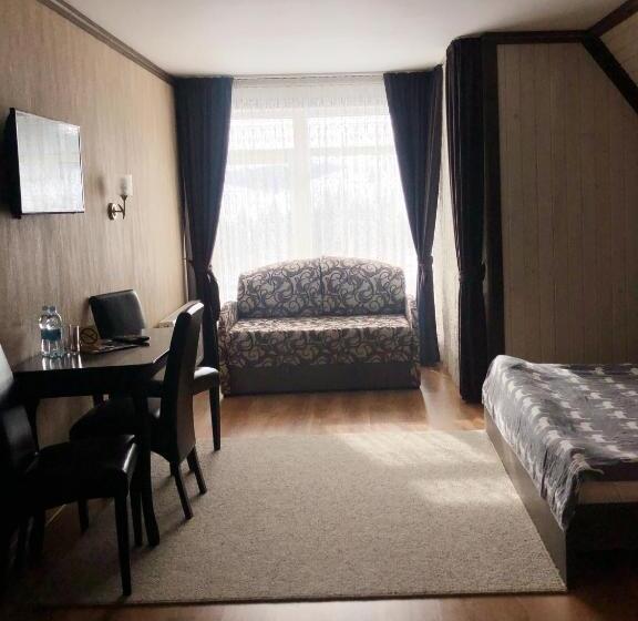 سوئیت جونیور با چشمانداز کوهستان, Villa Blanc