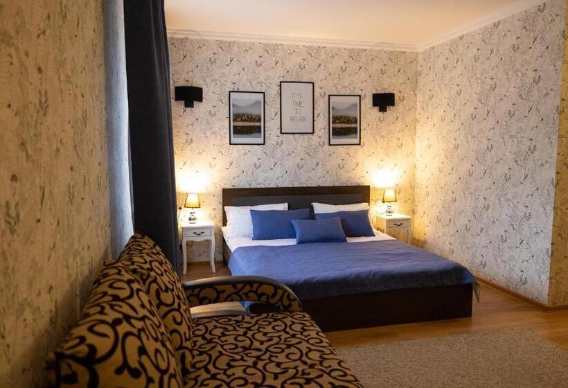 غرفة قياسية ثلاثية مزودة بشرفة, Villa Blanc