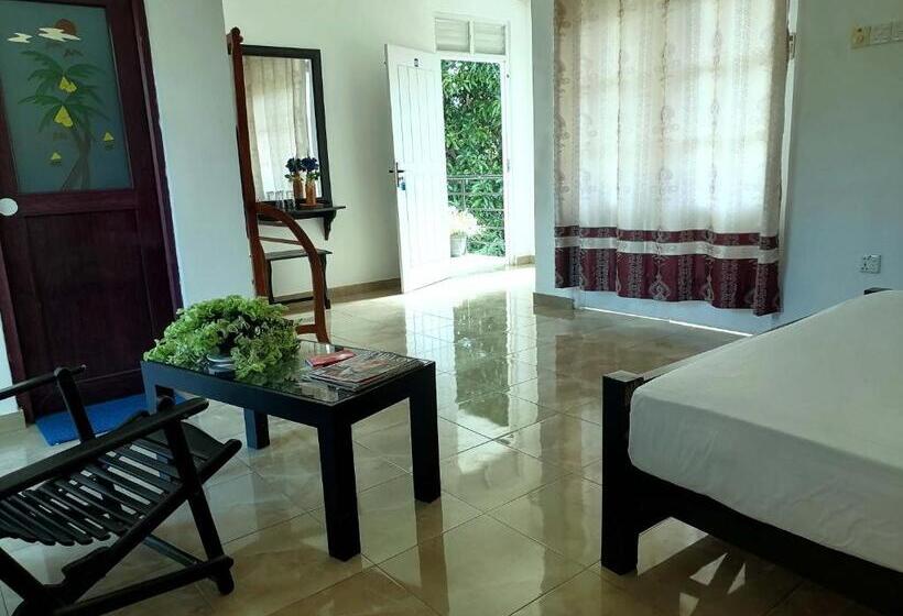 Номер Стандарт, Water Nest