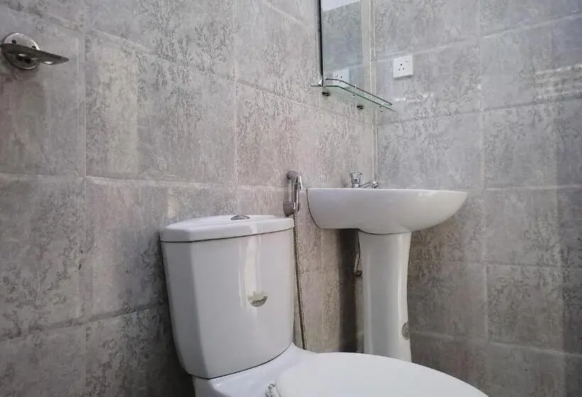 اتاق اکونومی, Water Nest