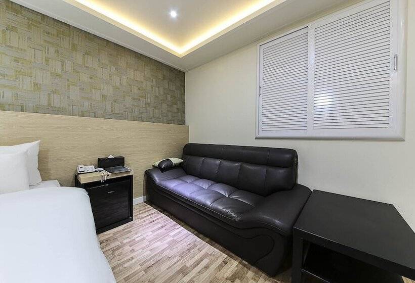 Standard Room, White