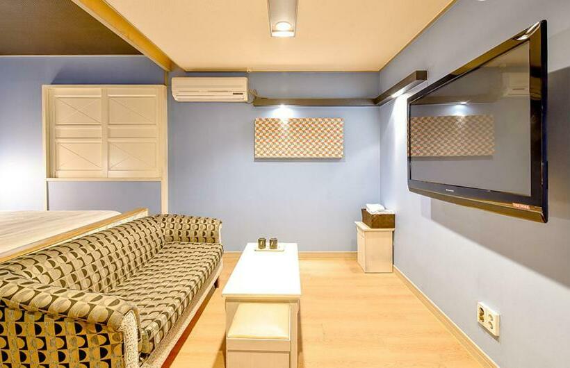 اتاق استاندارد, Airtel