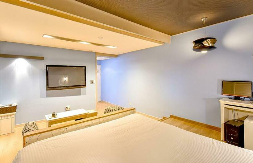 اتاق لوکس, Airtel