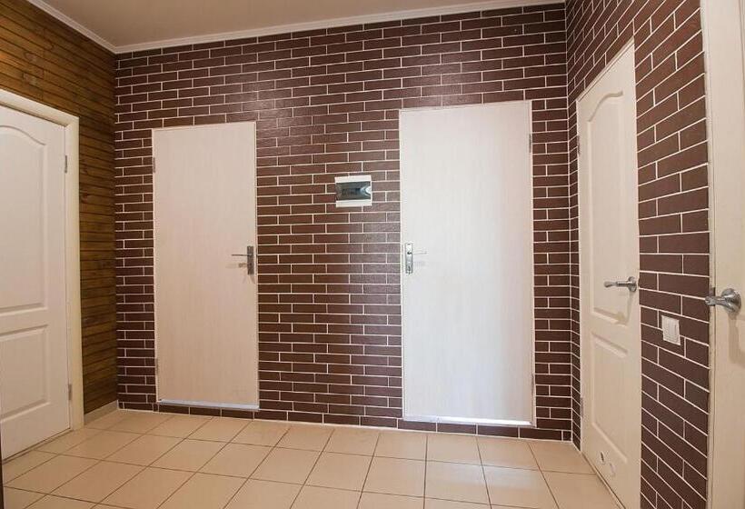 تختخواب در اتاق مشترک, Tsentr Hostel