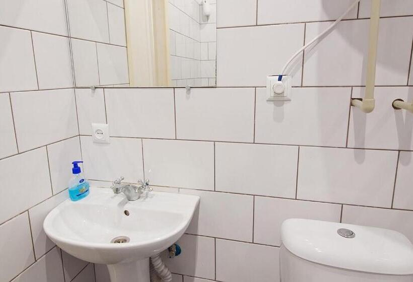 سوییت, Tsentr Hostel