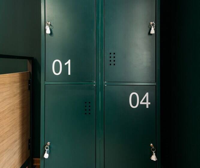 تختخواب در اتاق مشترک, Yard Hostel & Coffee