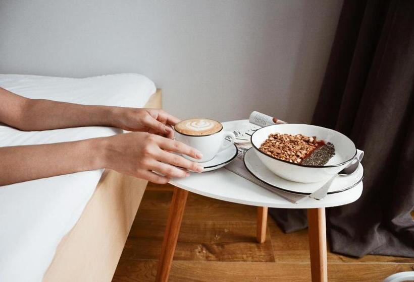 اتاق استاندارد با سرویس بهداشتی مشترک, Yard Hostel & Coffee