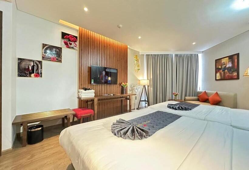 اتاق سوپریور با چشمانداز دریا, Apec Mandala Cham Bayy 5 Sao