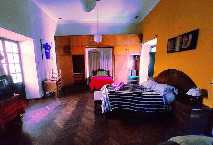 اتاق خانوادگی, Colors House