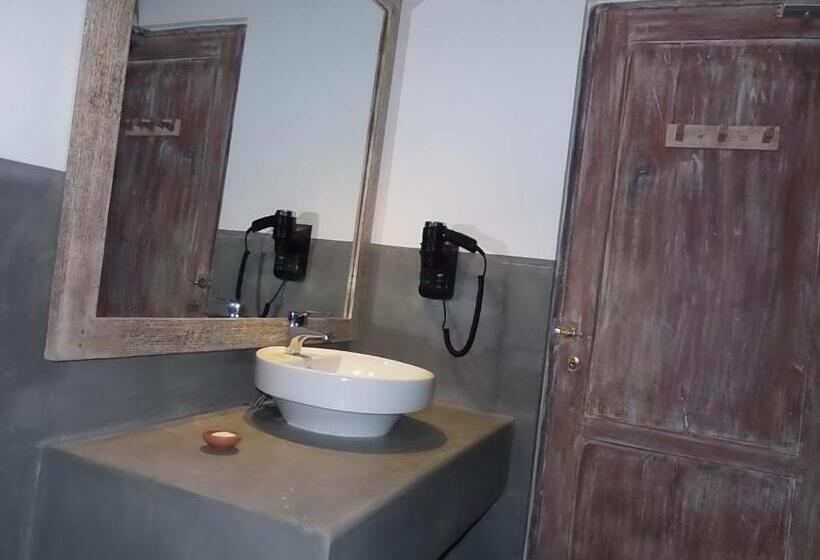 Deluxe Triple Room, Aurora