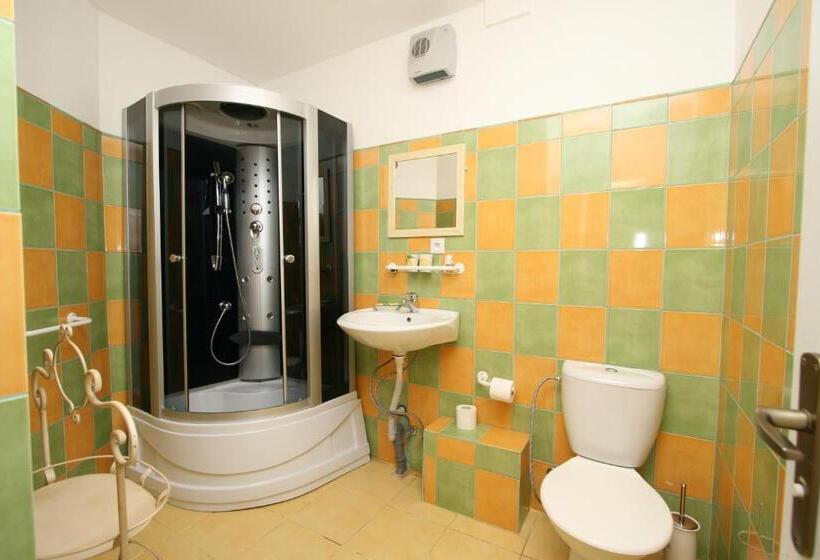 标准间, Pension Grant Lux Znojmo