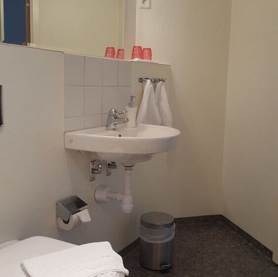 اتاق استاندارد, Borrby Frö B&b