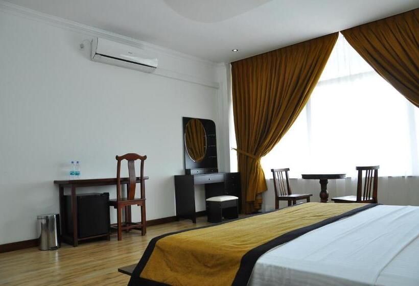 Люкс, East Lagoon