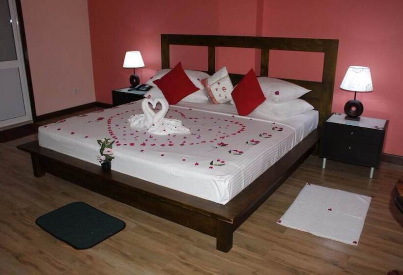 Номер Deluxe, East Lagoon