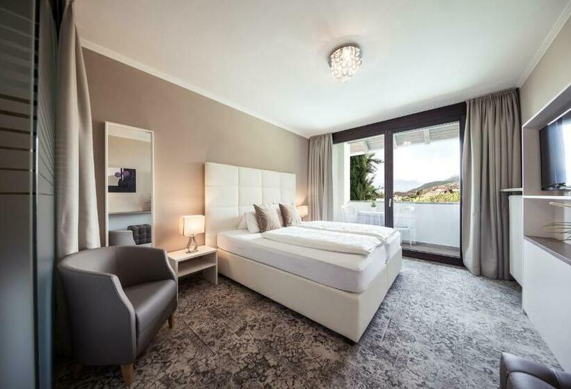 غرفة قياسية مزوَّدة بشُرفة, Felderer Boutique