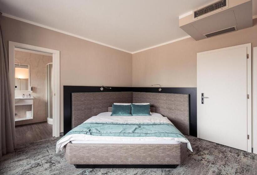 غرفة كمفورت مع بلكونة, Felderer Boutique