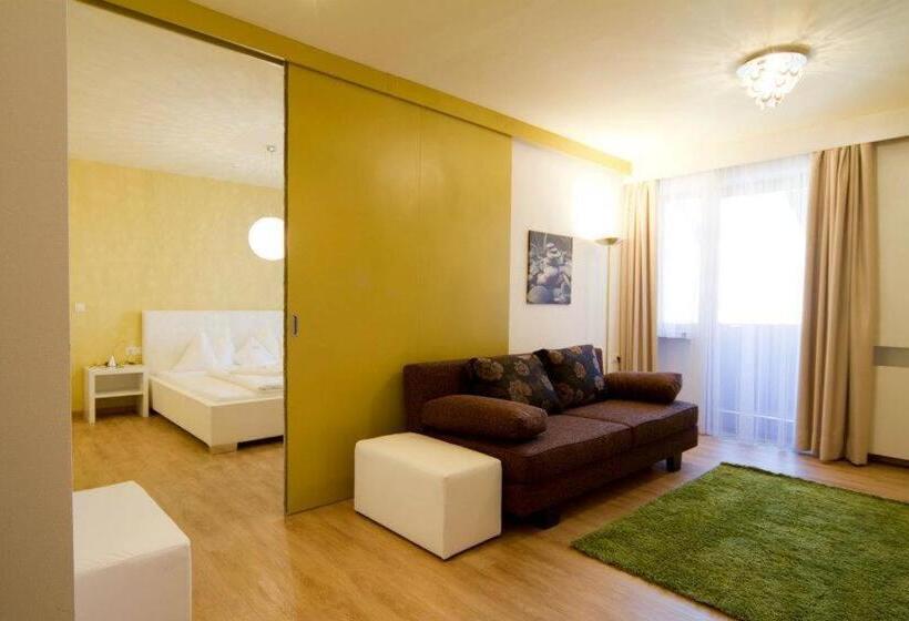 סוויטה דלוקס, Felderer Boutique