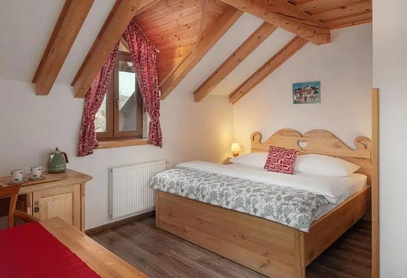 Classic room with balcony, Křížový Vrch