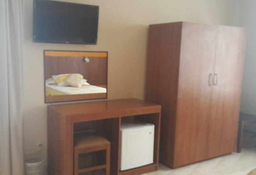 اتاق استاندارد, Mitru Tarija