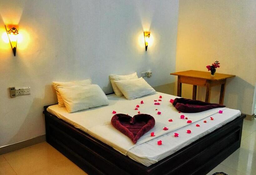 חדר דלוקס עם מרפסת, Atteriya Chill