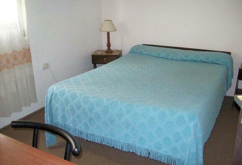 スタンダードトリプルルーム, Perla Central