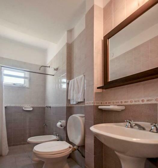 スタンダードルーム, Romina Art