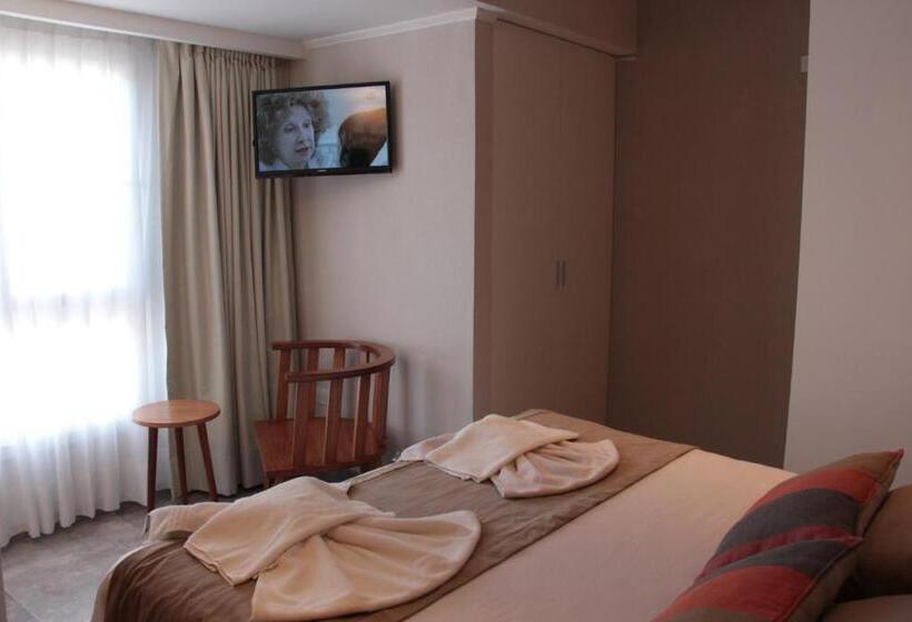 スタンダードルーム, Romina Art