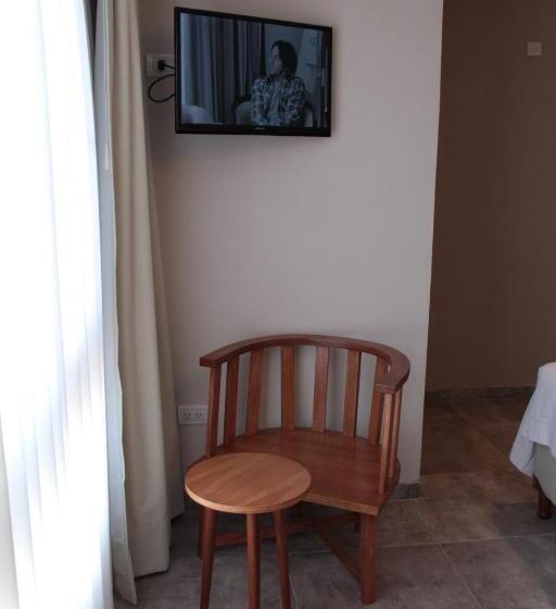 スタンダードルーム, Romina Art