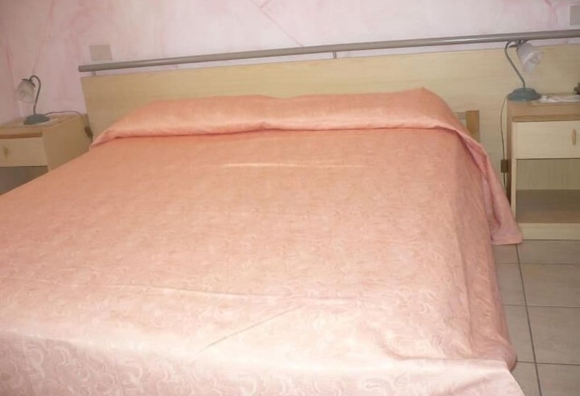 스탠다드 룸, Rosa